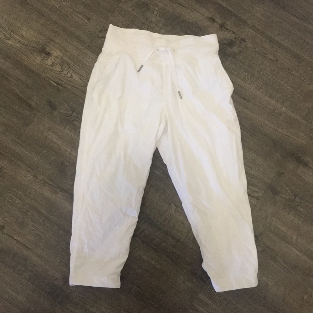 LULULEMON STUDIO CROP PANTS (WHITE) - Picture 4 of 6
